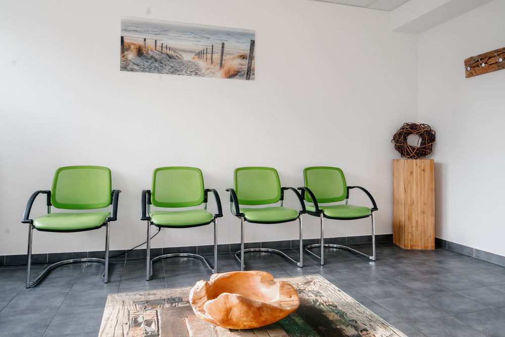 Herz- und Gefäßmedizin Offenbach - Wartezimmer